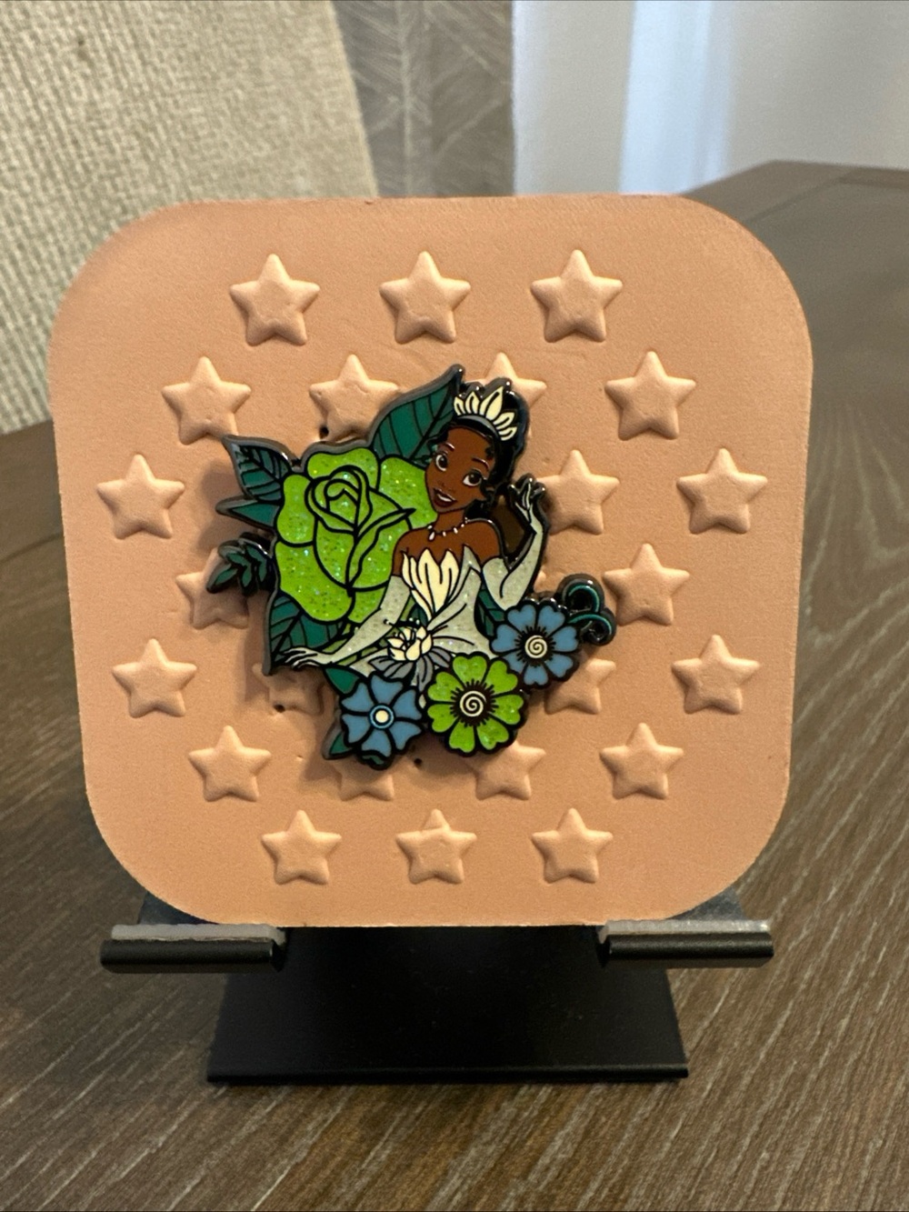 Disney Loungefly Floral Princess Mystery Pin - Tiana Glitter Chaser